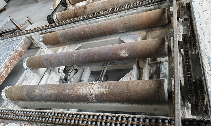 パレットリフティングターンデバイス